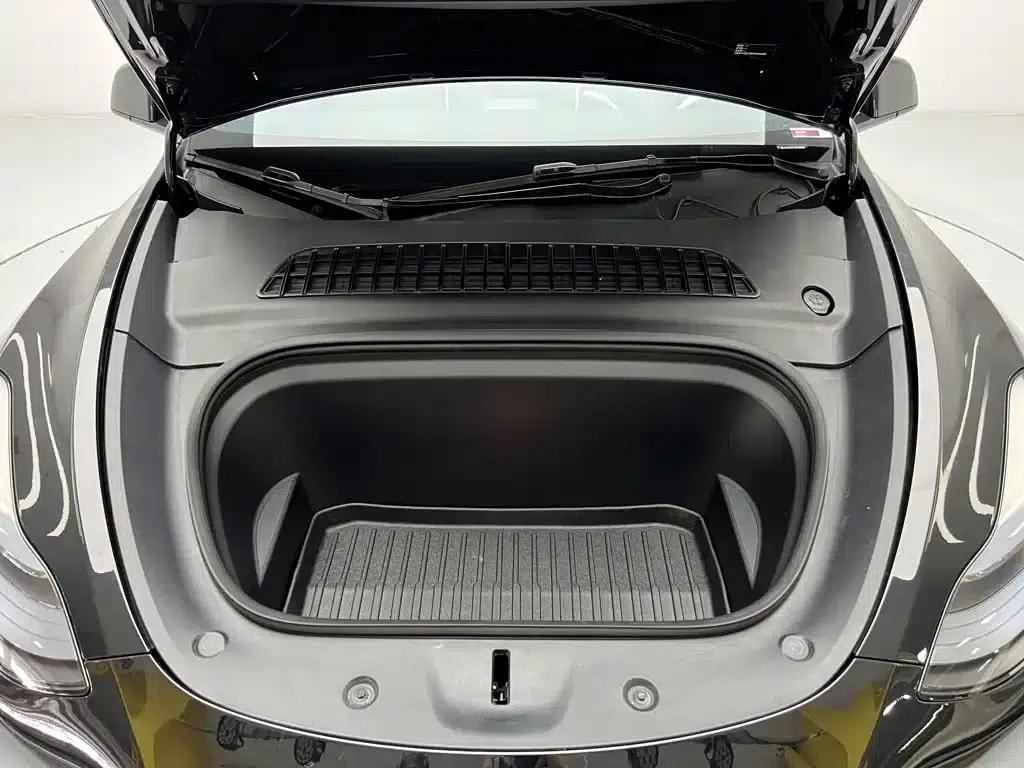 Model Y 2022 Facelift Rear-Wheel Drive Version — миниатюра 11