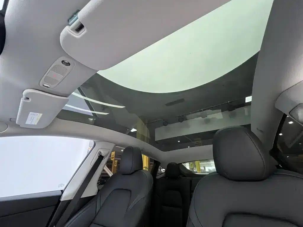 Model Y 2022 Facelift Rear-Wheel Drive Version — миниатюра 9