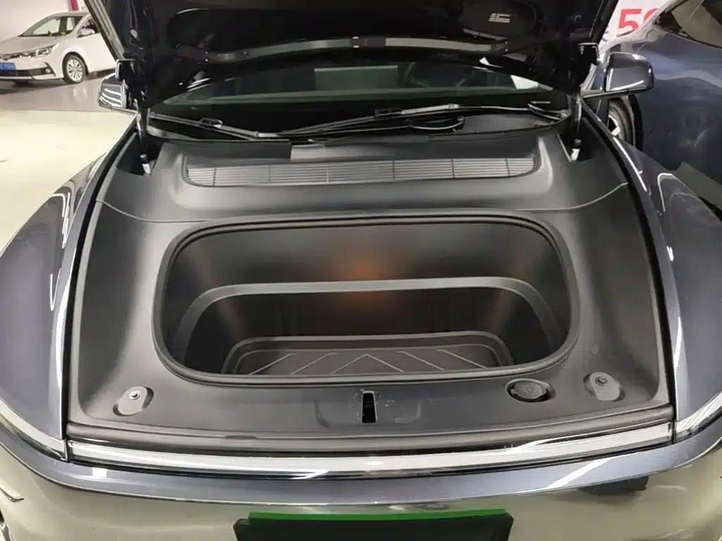 Model Y 2025 Long Range All-Wheel Drive First Edition — миниатюра 20
