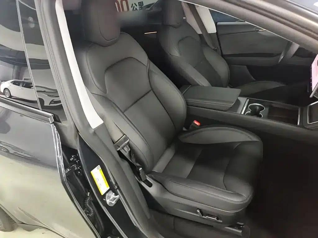 Model Y 2025 Long Range All-Wheel Drive First Edition — миниатюра 25