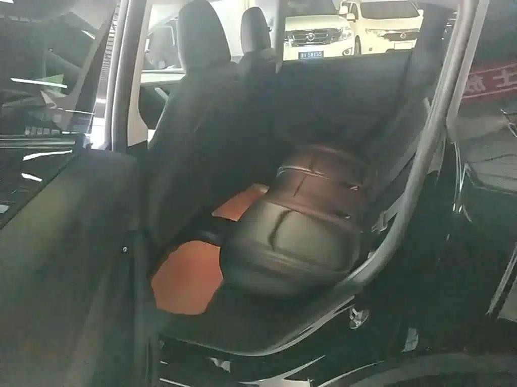 Model Y 2022 Facelift Rear-Wheel Drive Version — миниатюра 17