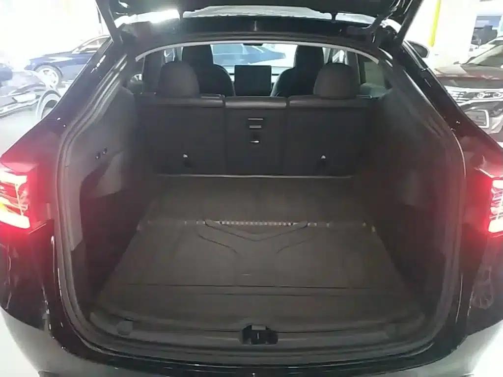 Model Y 2022 Facelift Rear-Wheel Drive Version — миниатюра 19