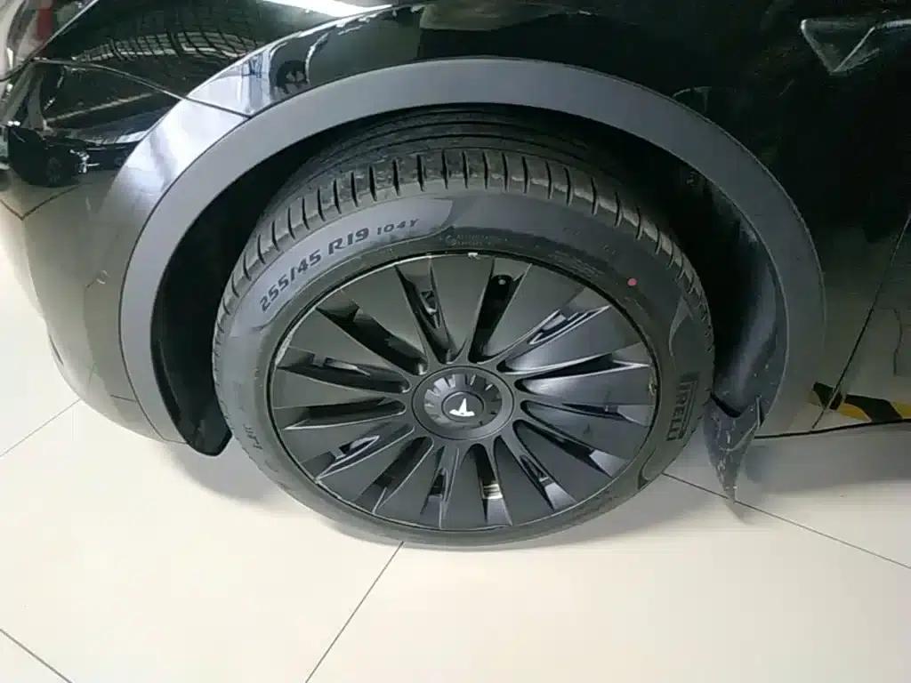 Model Y 2022 Facelift Rear-Wheel Drive Version — миниатюра 23