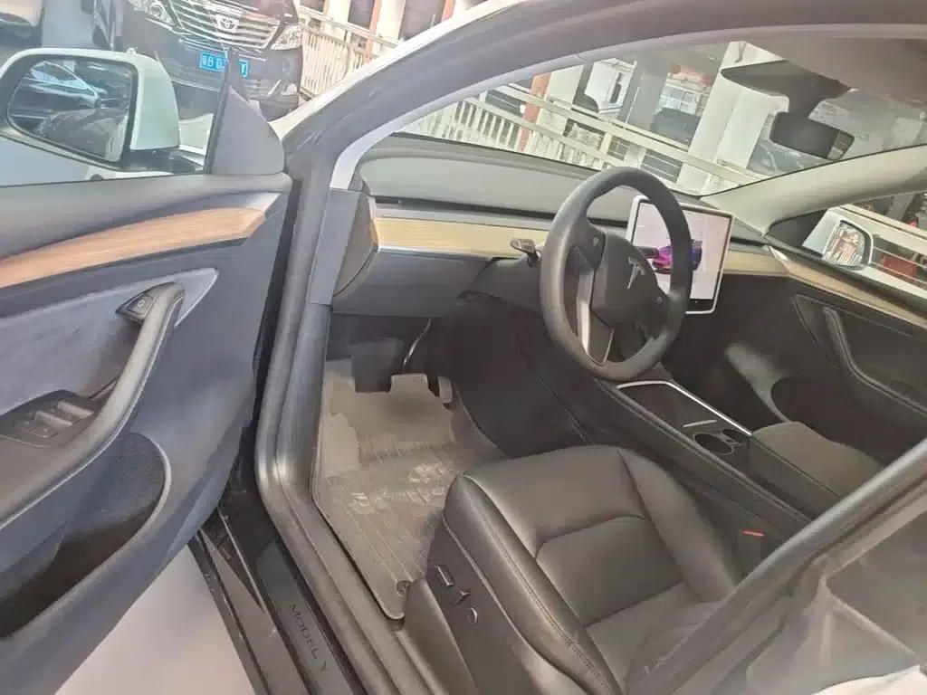 Model Y 2022 Facelift Rear-Wheel Drive Version — миниатюра 16