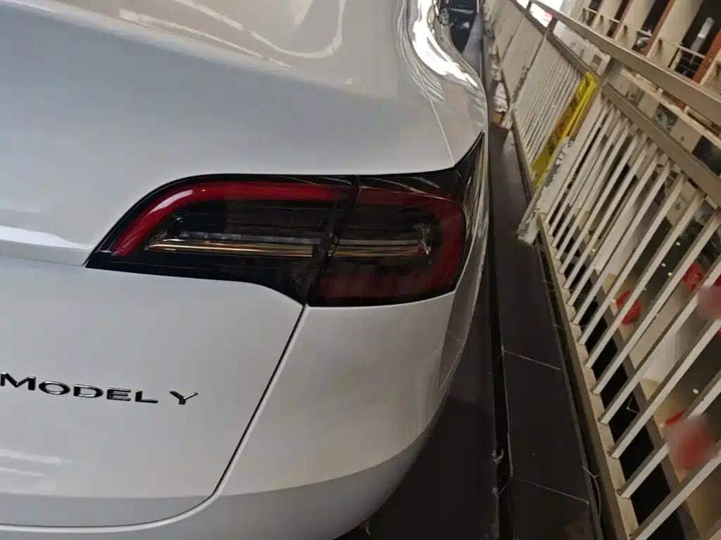 Model Y 2022 Facelift Rear-Wheel Drive Version — миниатюра 8