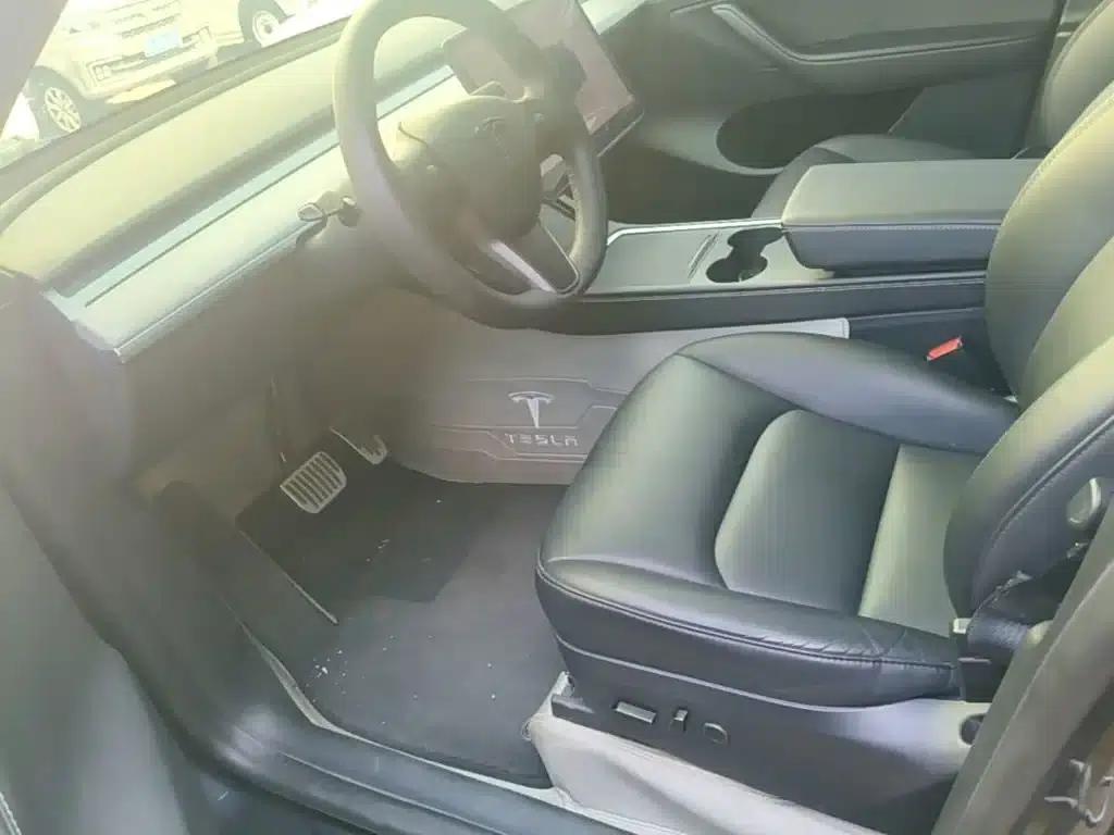 Model Y 2024 Long Range All-Wheel Drive — миниатюра 15