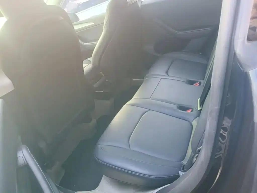 Model Y 2024 Long Range All-Wheel Drive — миниатюра 17