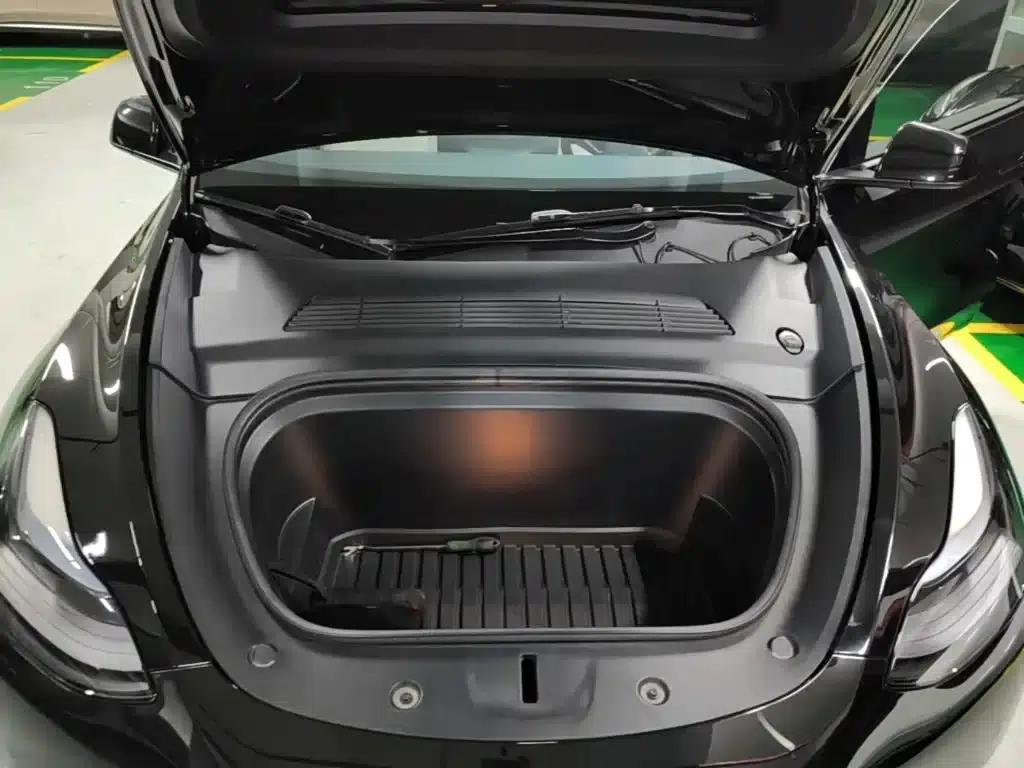 Model Y 2022 Performance All-Wheel Drive — миниатюра 20