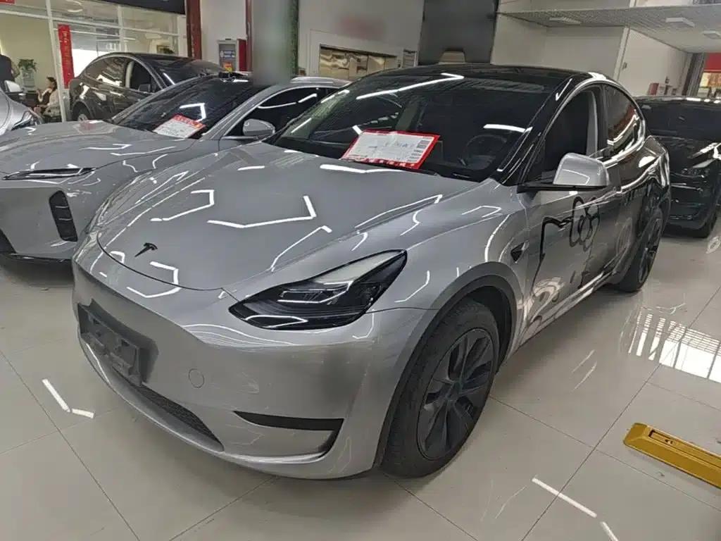 Model Y 2024 Rear-Wheel Drive — миниатюра 2