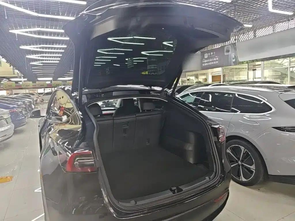 Model Y 2024 Rear-Wheel Drive — миниатюра 19