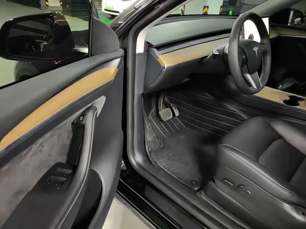Model Y 2021 Long Range All-Wheel Drive — миниатюра 16