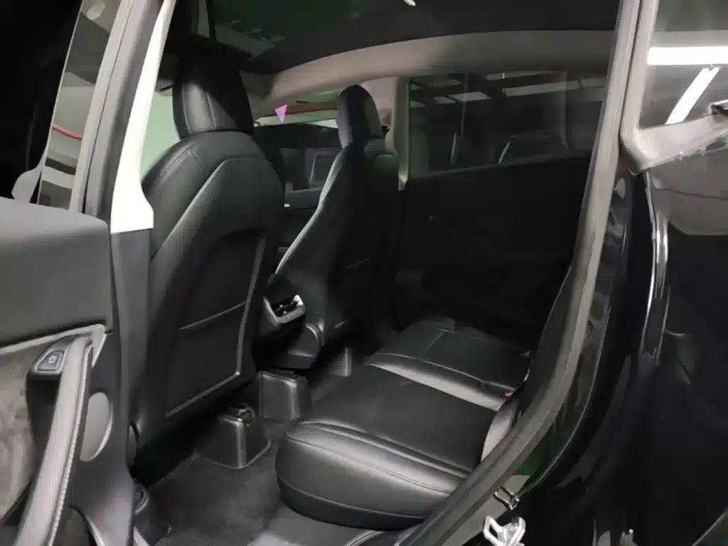 Model Y 2021 Long Range All-Wheel Drive — миниатюра 17