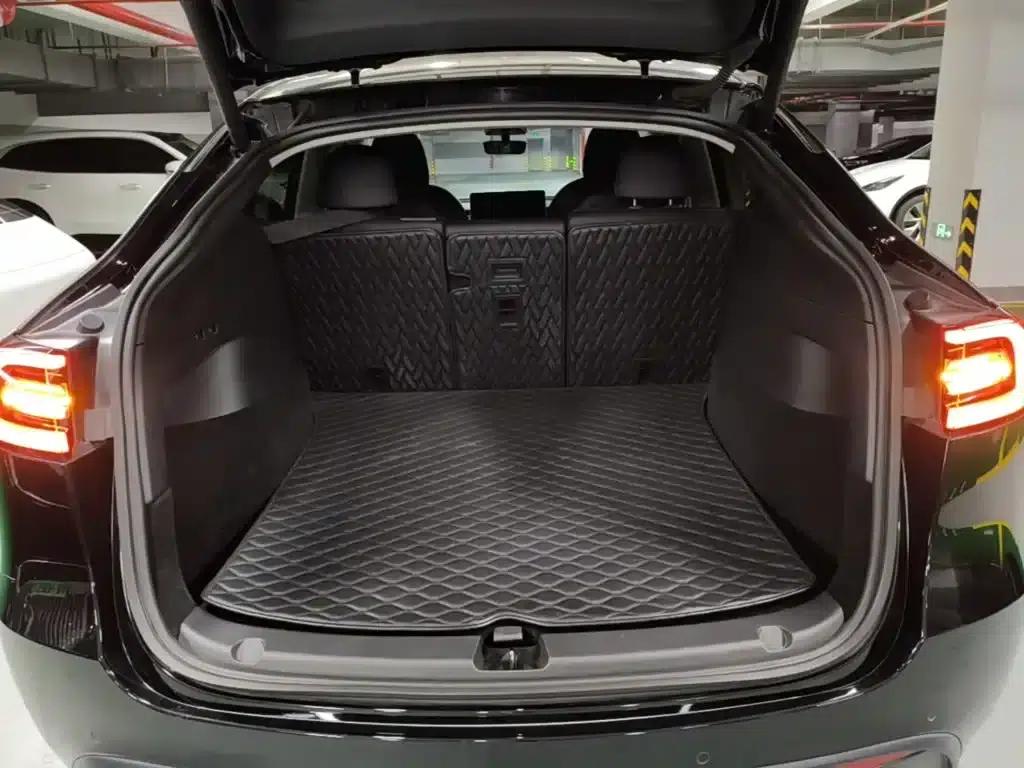 Model Y 2021 Long Range All-Wheel Drive — миниатюра 19