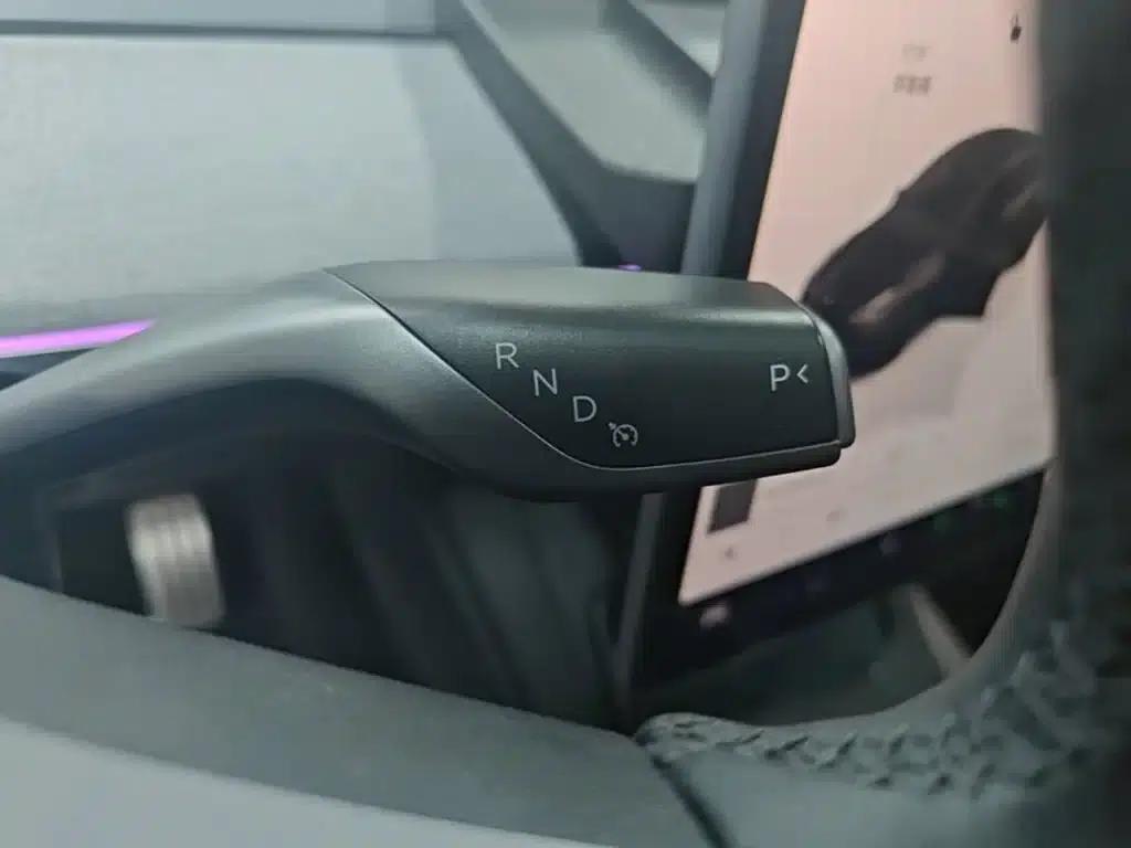 Model Y 2023 Performance All-Wheel Drive — миниатюра 14