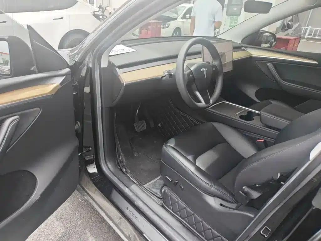 Model Y 2022 Facelift Rear-Wheel Drive Version — миниатюра 16
