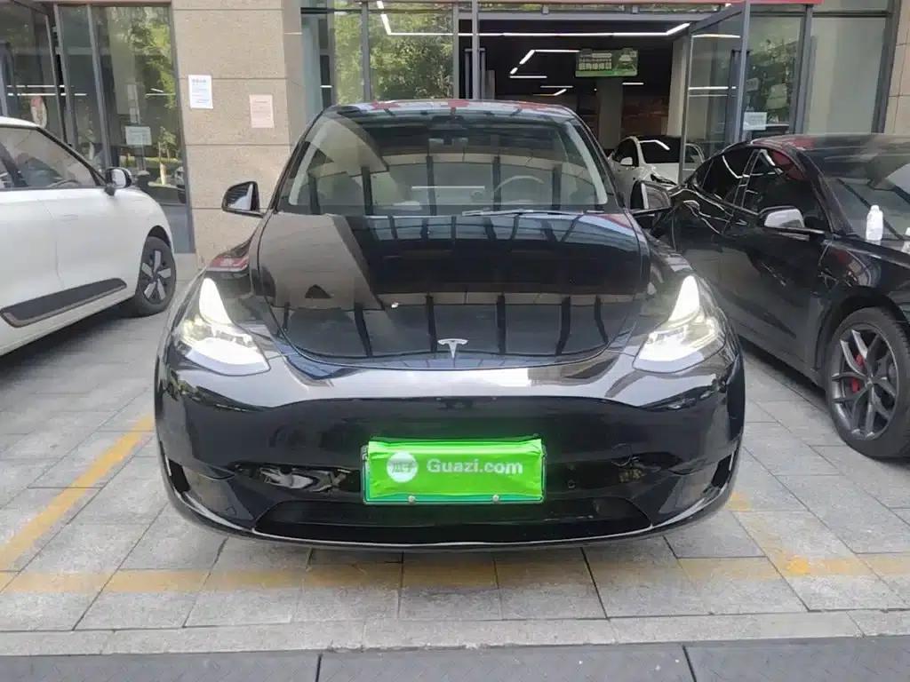 Model Y 2022 Rear-Wheel Drive — миниатюра 3