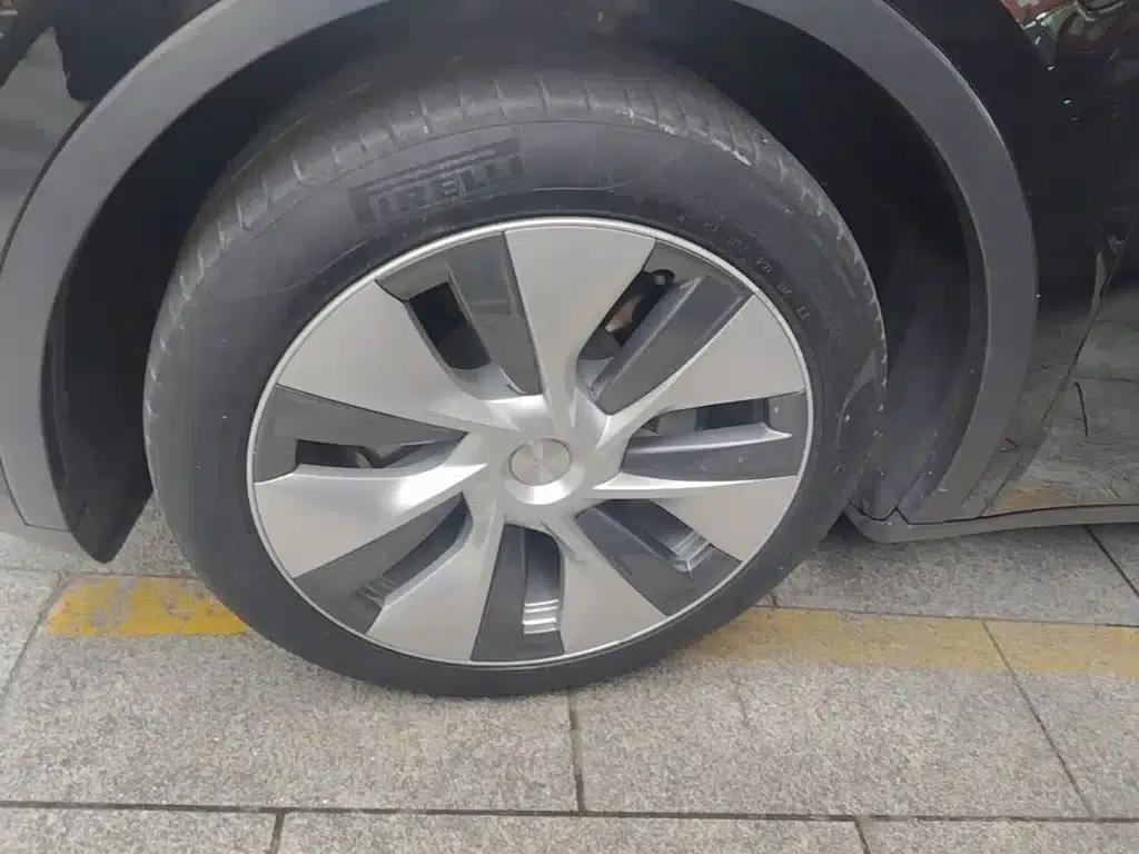 Model Y 2022 Rear-Wheel Drive — миниатюра 23