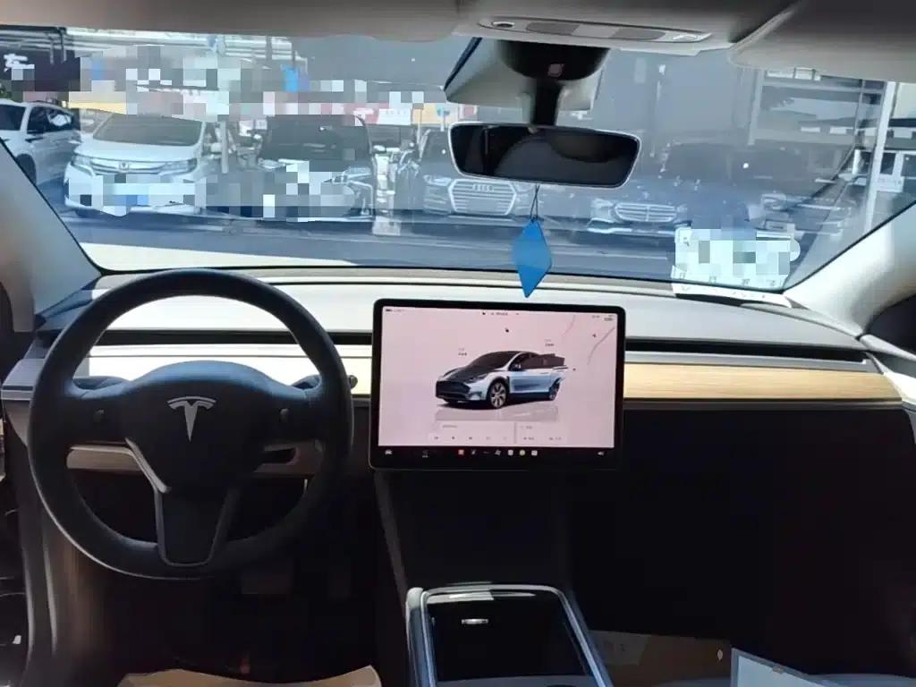 Model Y 2022 Facelift Rear-Wheel Drive Version — миниатюра 10