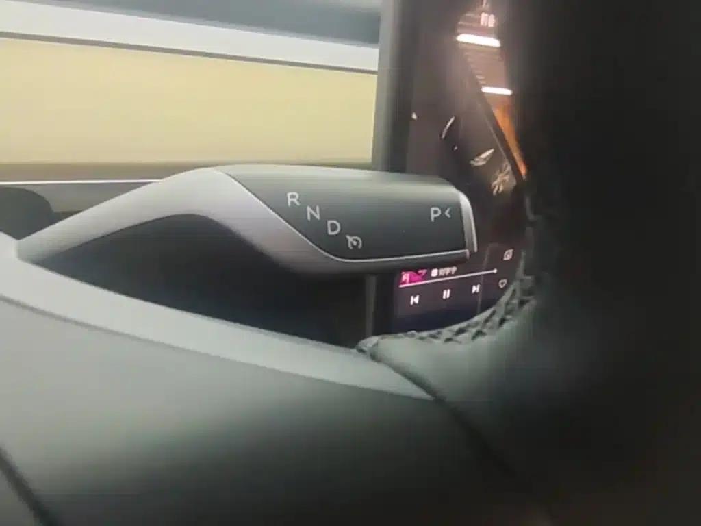 Model Y 2022 Facelift Long Range All-Wheel Drive Version — миниатюра 14