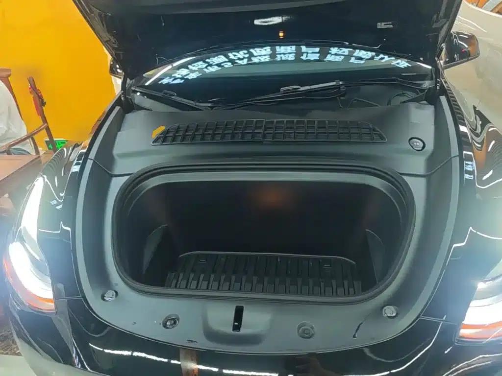 Model Y 2022 Facelift Long Range All-Wheel Drive Version — миниатюра 20