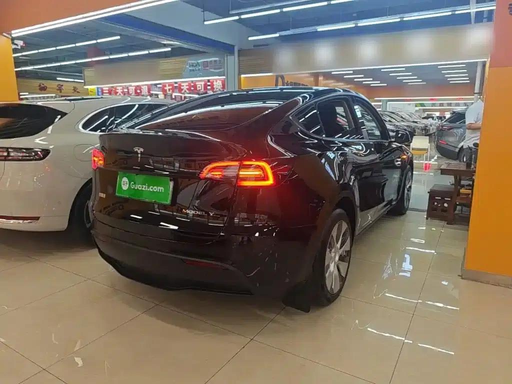 Model Y 2022 Facelift Long Range All-Wheel Drive Version — миниатюра 7