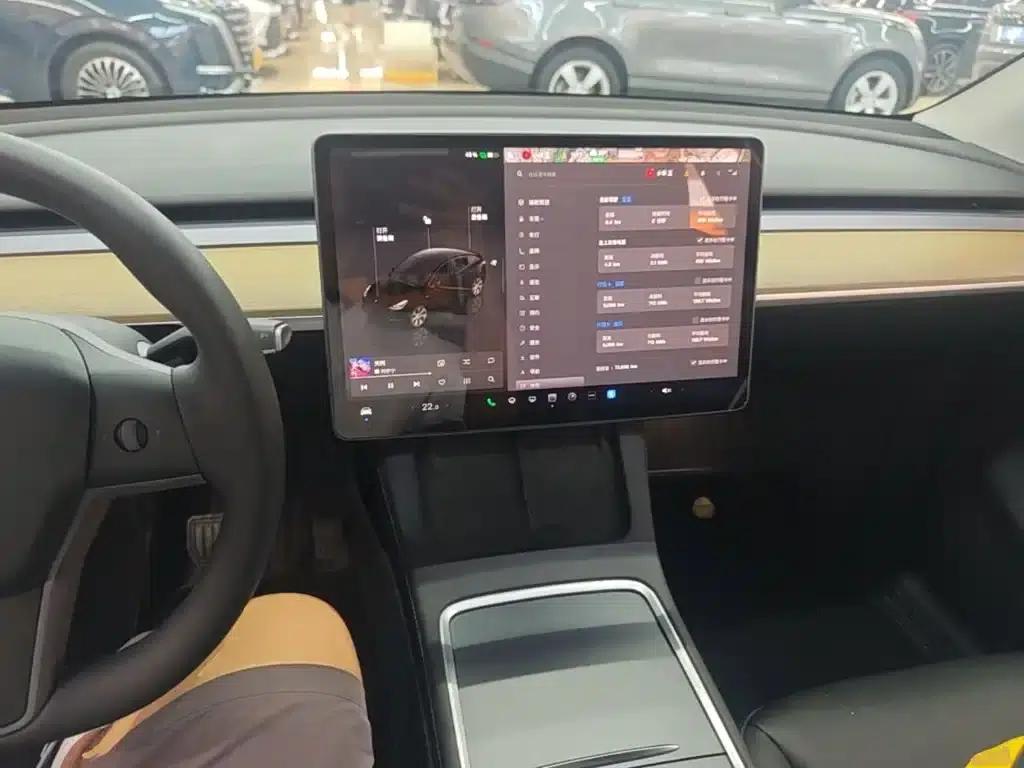 Model Y 2022 Facelift Long Range All-Wheel Drive Version — миниатюра 10
