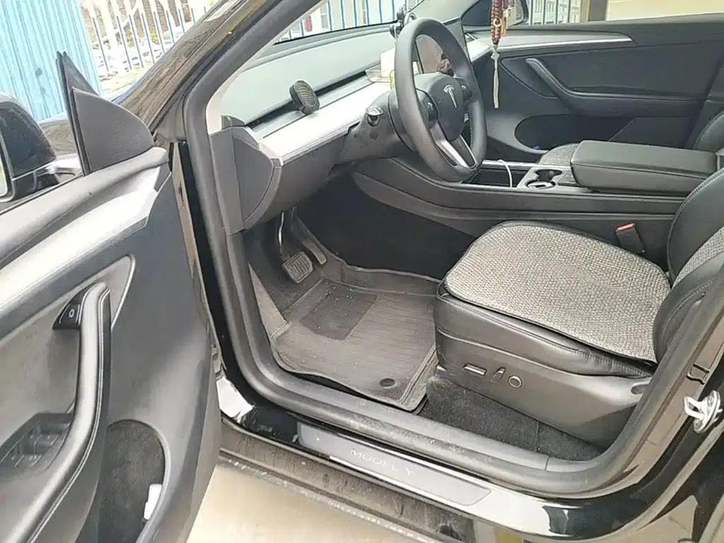 Model Y 2023 Rear-Wheel Drive — миниатюра 16