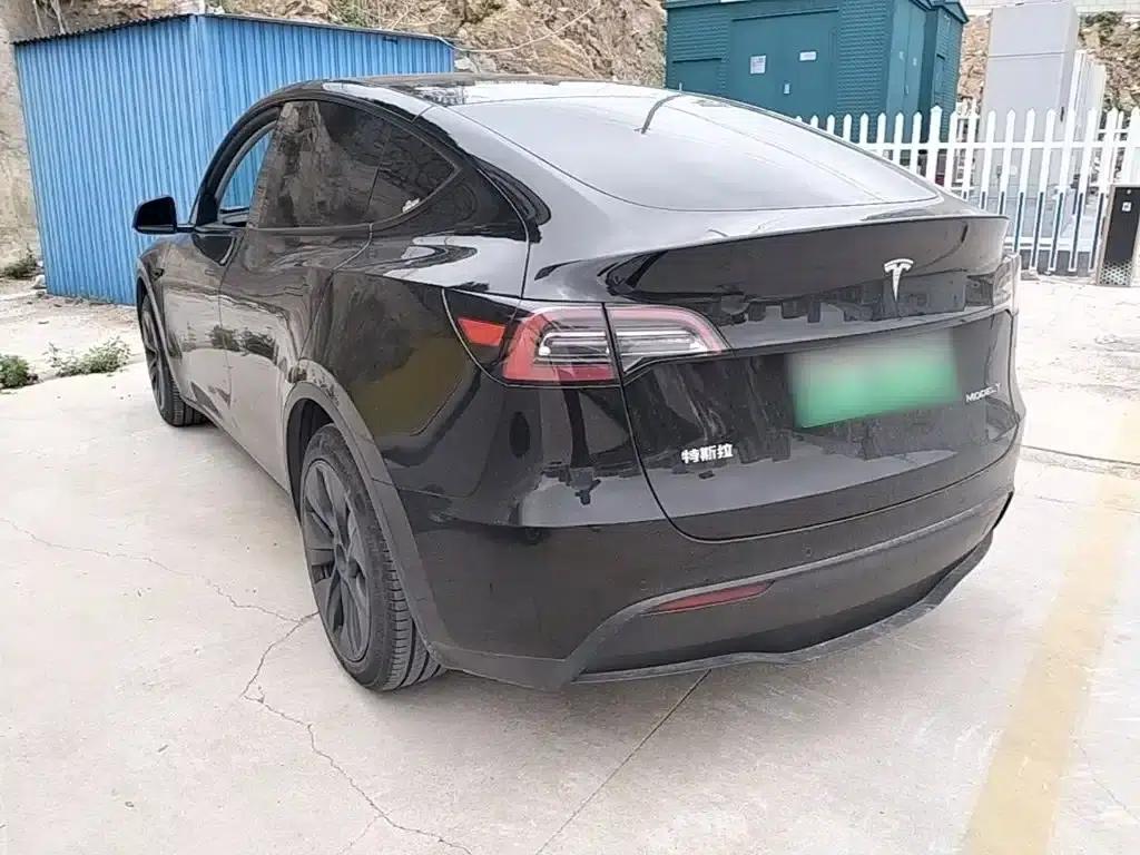 Model Y 2023 Rear-Wheel Drive — миниатюра 5