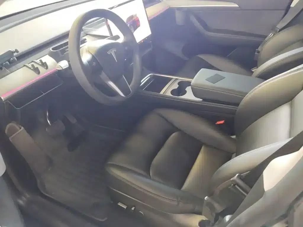 Model Y 2024 Rear-Wheel Drive — миниатюра 15
