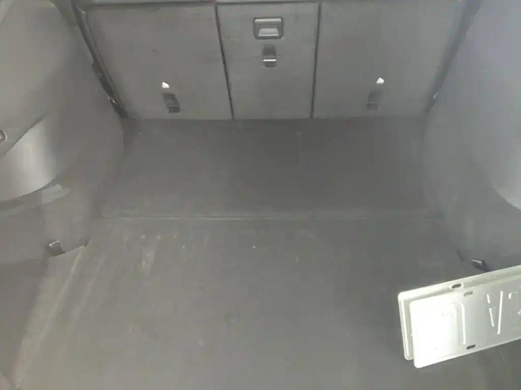 Model Y 2024 Rear-Wheel Drive — миниатюра 19