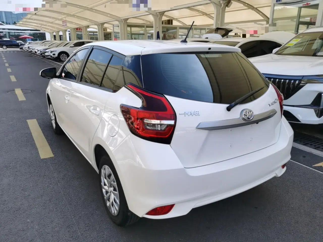 Toyota Vios FS 2021 1.5L CVT Fengchi Edition — миниатюра 13
