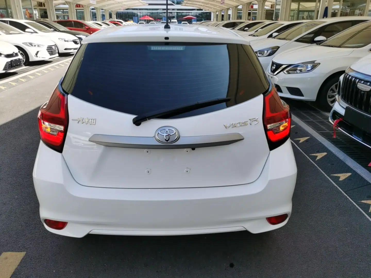 Toyota Vios FS 2021 1.5L CVT Fengchi Edition — миниатюра 5