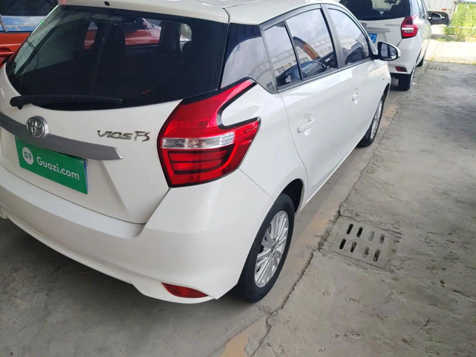 Toyota Vios FS 2017 1.5L CVT Trendy Edition — миниатюра 9