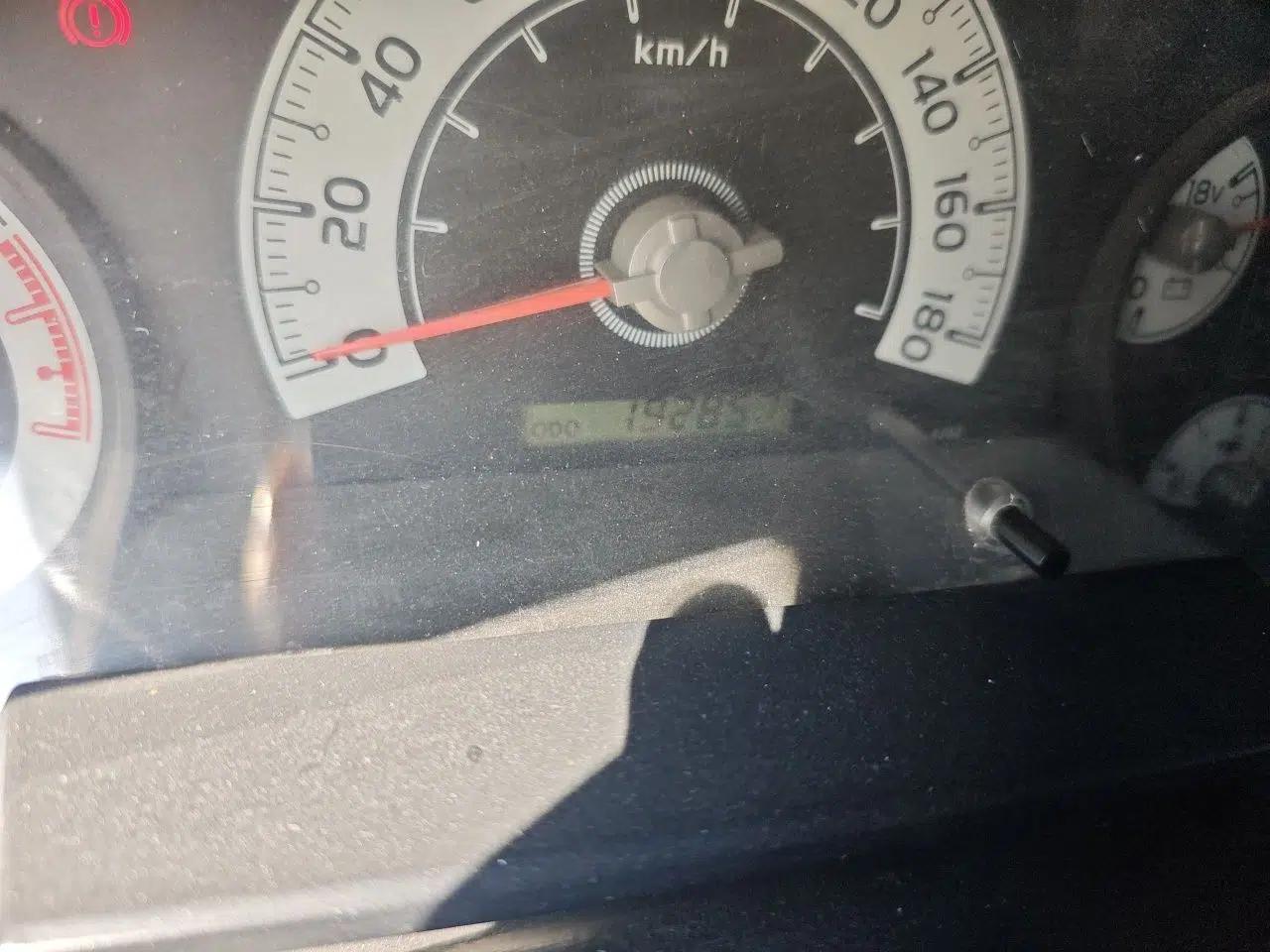 Toyota FJ Cruiser 2011 4.0L — миниатюра 12