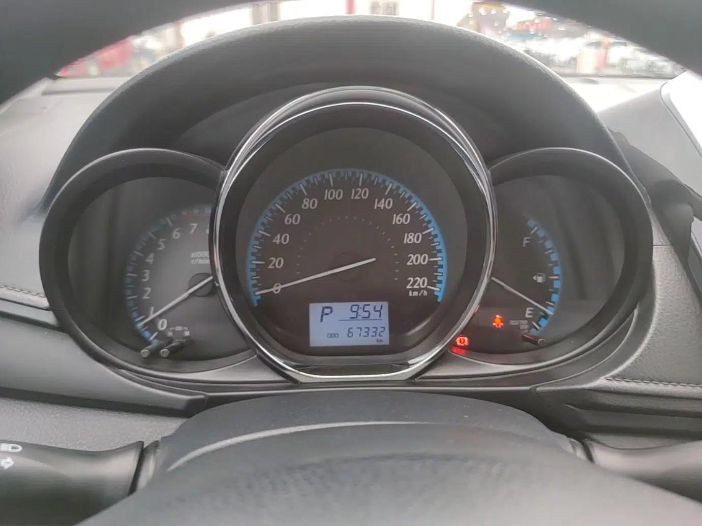 Toyota YARiS L Zhi Xiang 2017 1.5E CVT Dynamic Edition — миниатюра 19