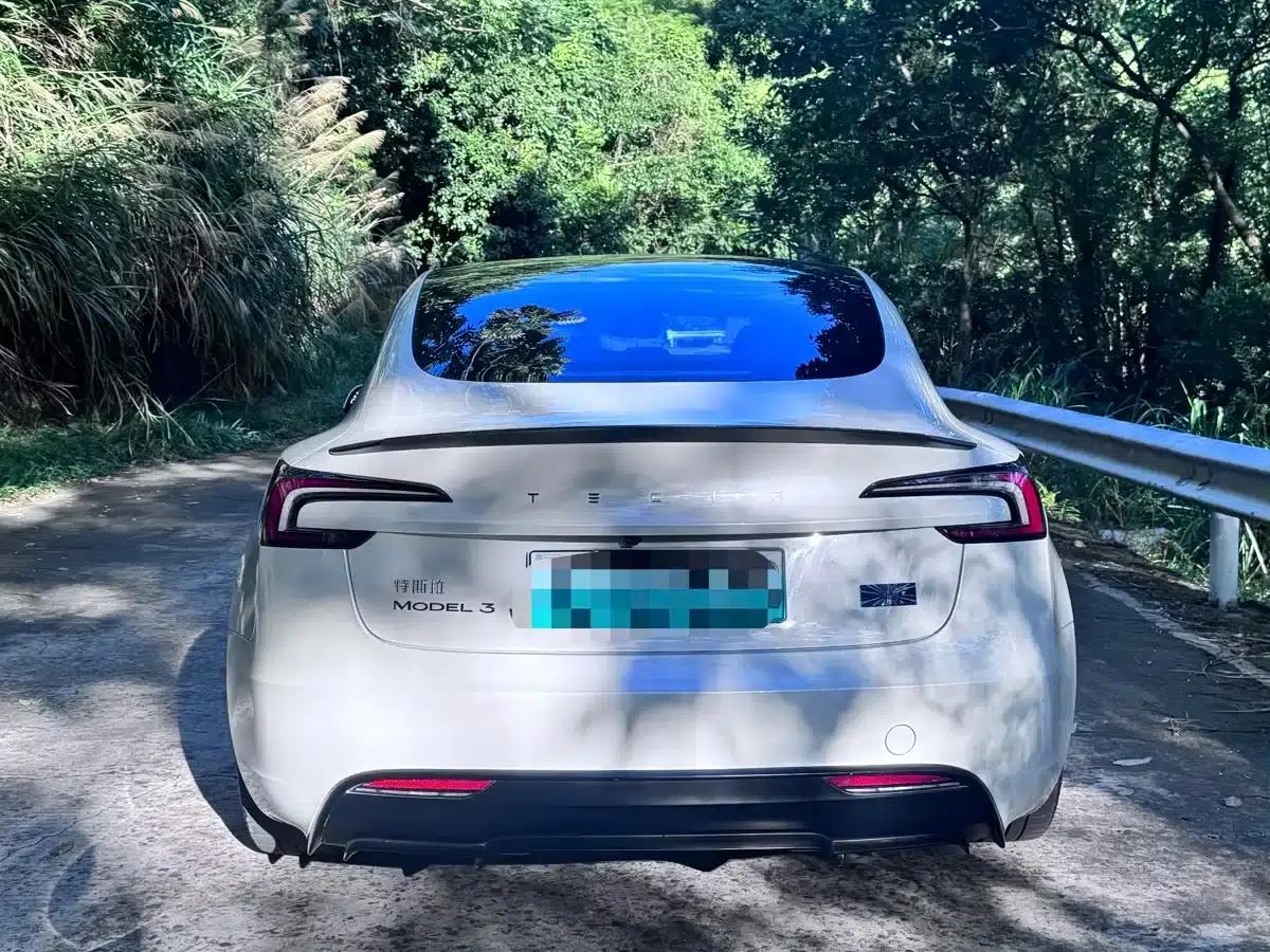 Model 3 2024 Performance All-Wheel Drive — миниатюра 5