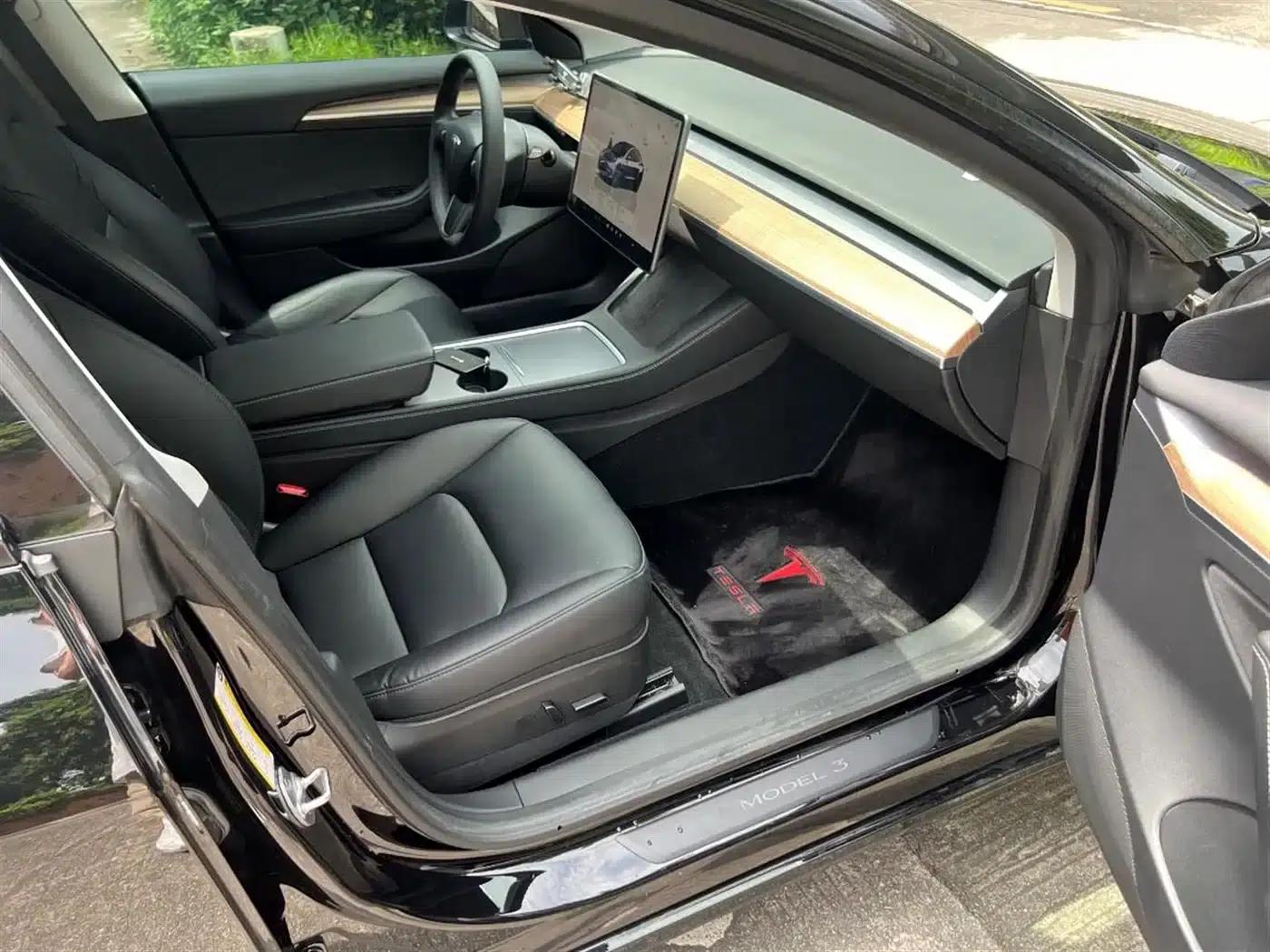 Model 3 2022 Rear-Wheel Drive — миниатюра 4