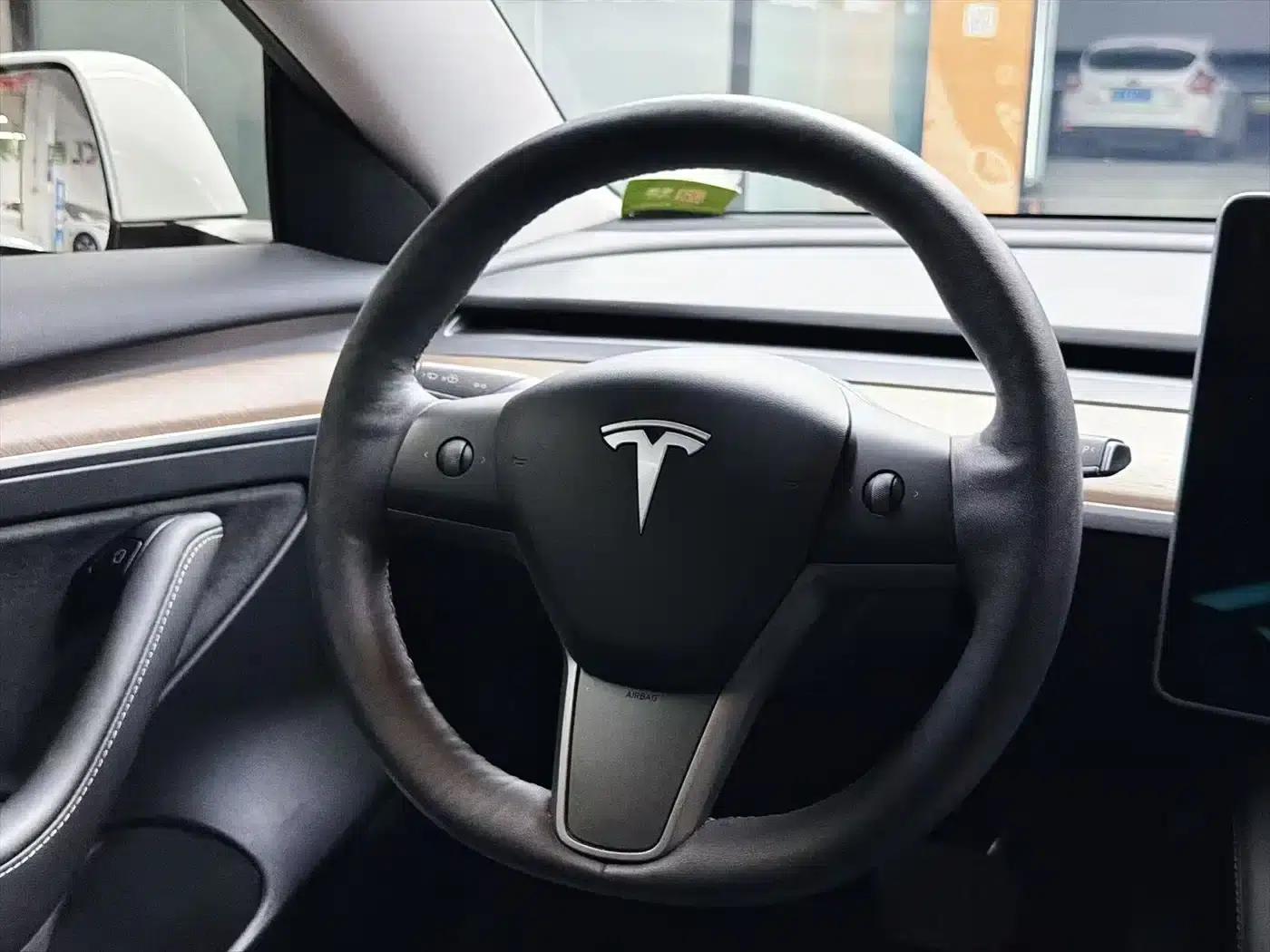 Model 3 2021 Standard Range Rear-Wheel Drive Upgrade — миниатюра 11