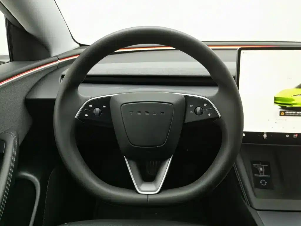 Model 3 2023 Rear-Wheel Drive — миниатюра 11