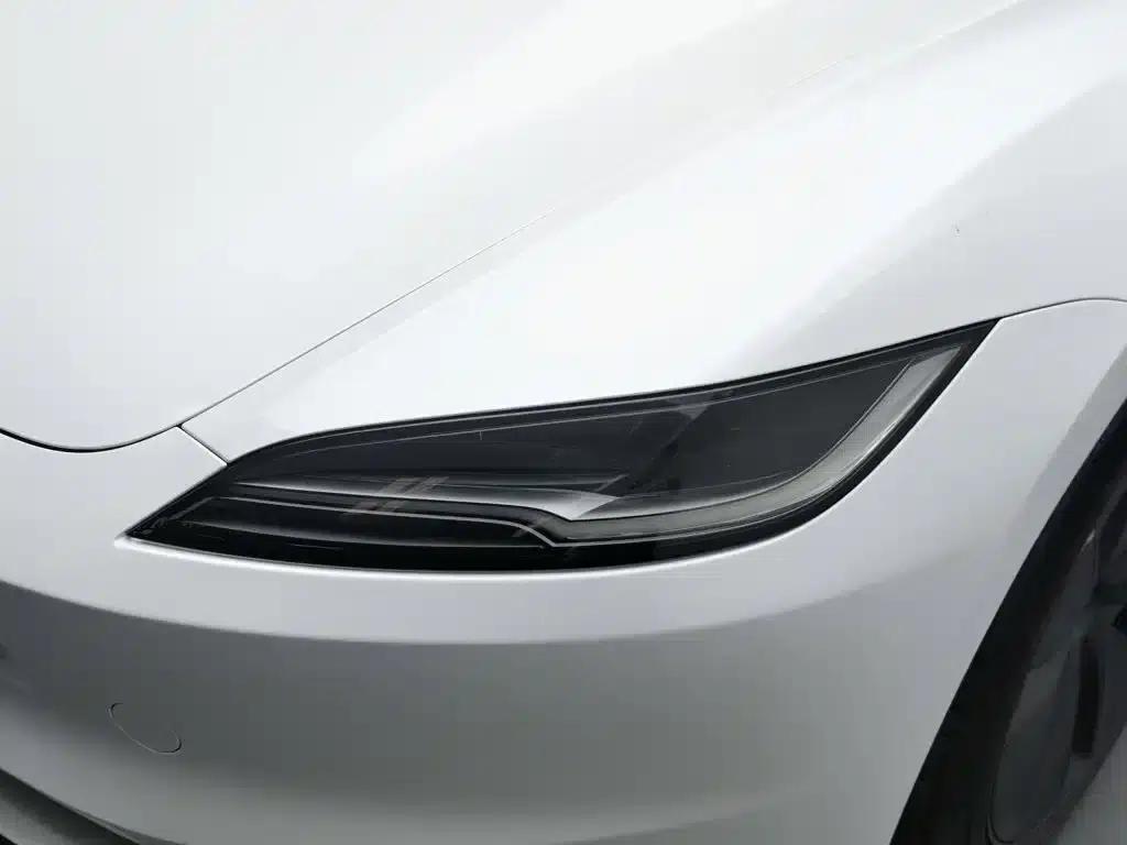 Model 3 2023 Rear-Wheel Drive — миниатюра 7