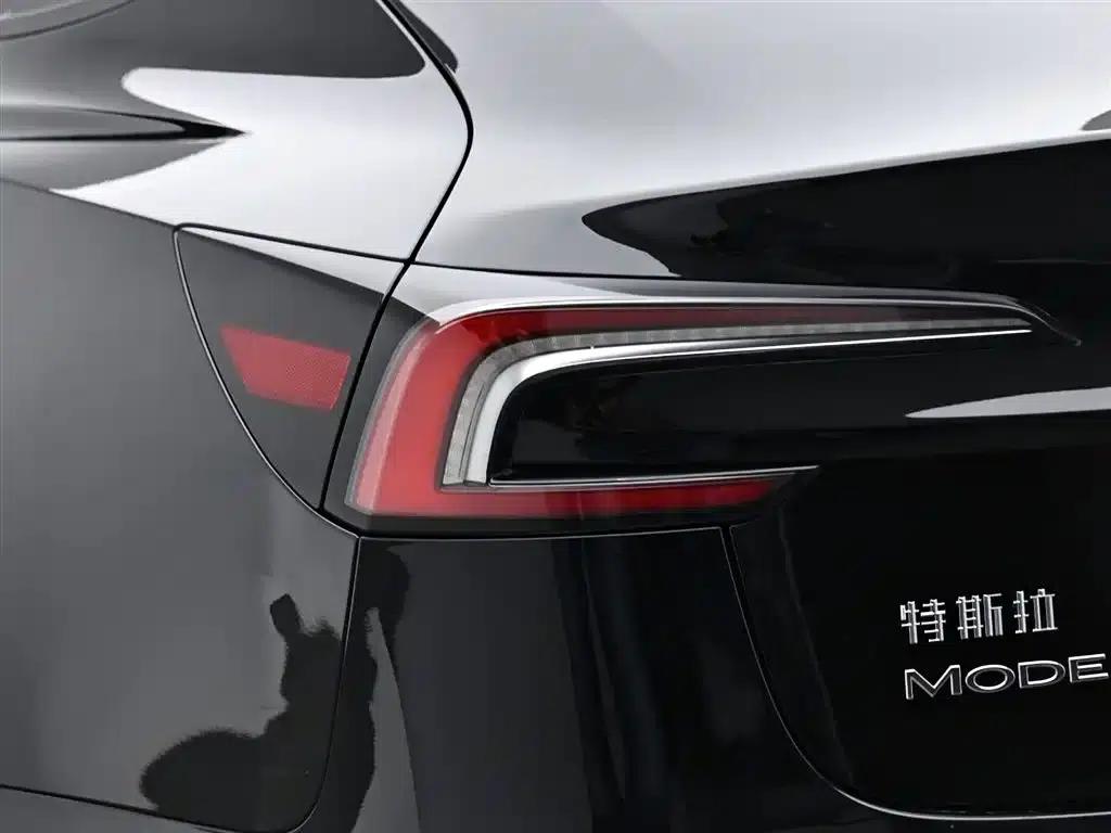 Model 3 2023 Rear-Wheel Drive — миниатюра 9