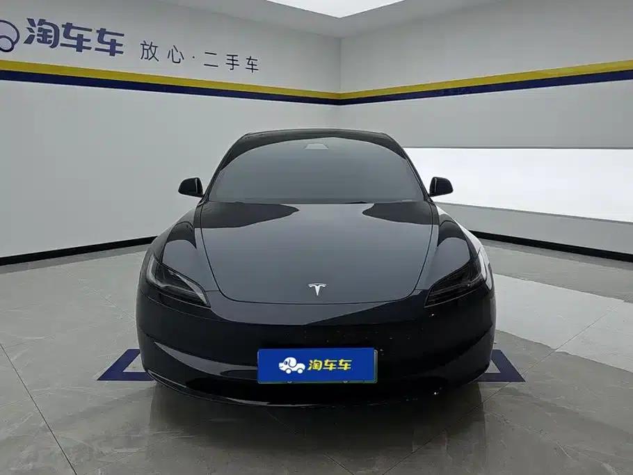 Model 3 2025 Rear-Wheel Drive — миниатюра 2