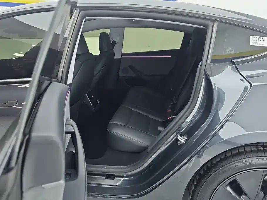 Model 3 2025 Rear-Wheel Drive — миниатюра 11