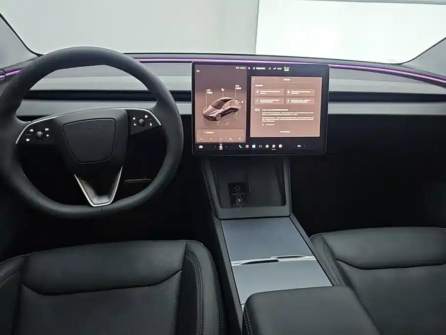 Model 3 2025 Rear-Wheel Drive — миниатюра 12