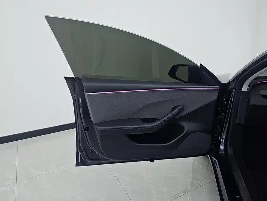 Model 3 2025 Rear-Wheel Drive — миниатюра 7