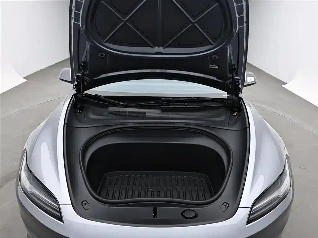 Model 3 2023 Long Range All-Wheel Drive — миниатюра 17