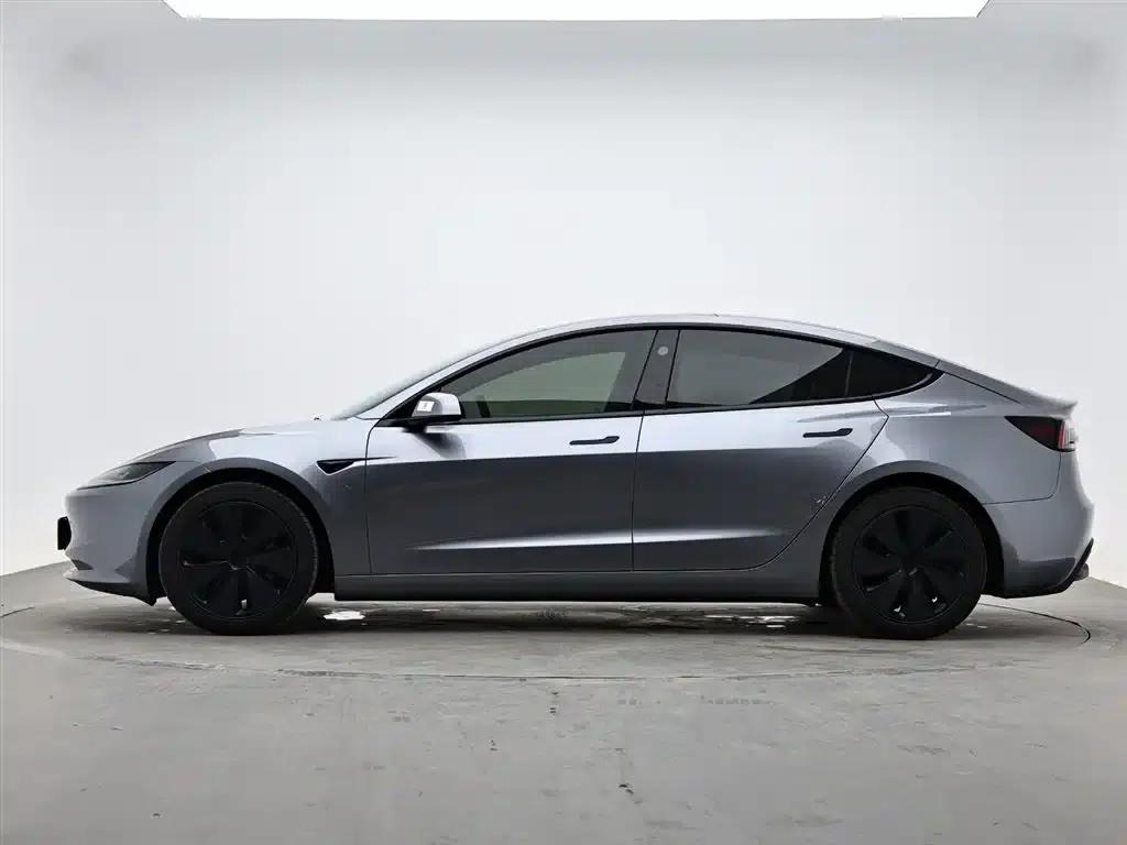 Model 3 2023 Long Range All-Wheel Drive — миниатюра 5