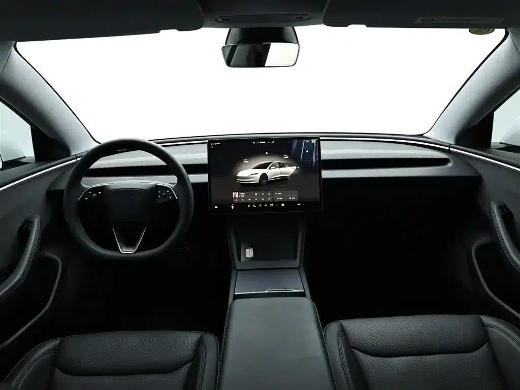 Model 3 2023 Rear-Wheel Drive — миниатюра 15
