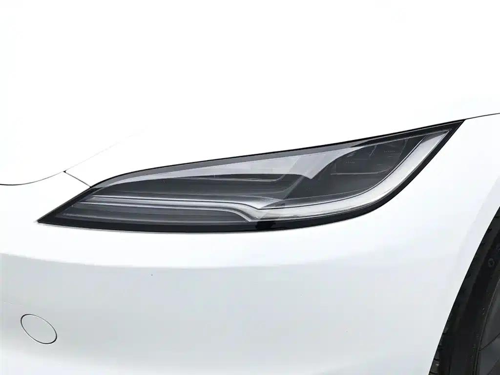 Model 3 2023 Rear-Wheel Drive — миниатюра 18