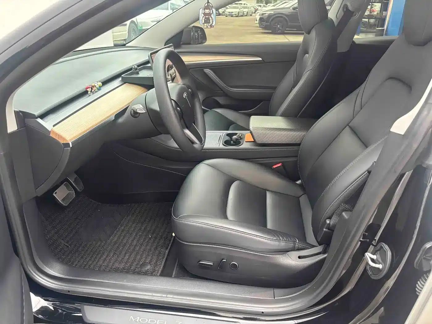 Model 3 2022 Rear-Wheel Drive — миниатюра 4